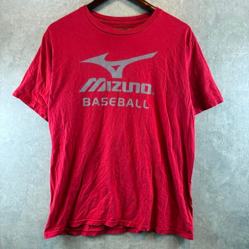 Mizuno Men's Red T-shirt